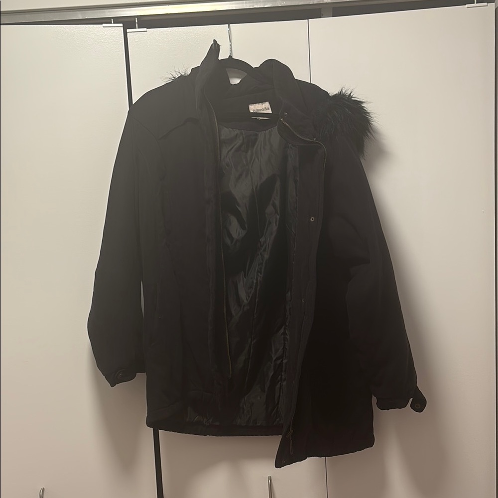 St. John's Bay Black Puffer Jacket with Sleek Design